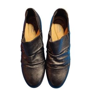 Clarks Sz 8.5 Emily 2 Cove Comfort Pump Leather Ruched Women's Bootie Heel‎